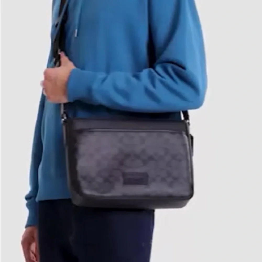 NWT COACH District Crossbody Bag In Signature Canvas